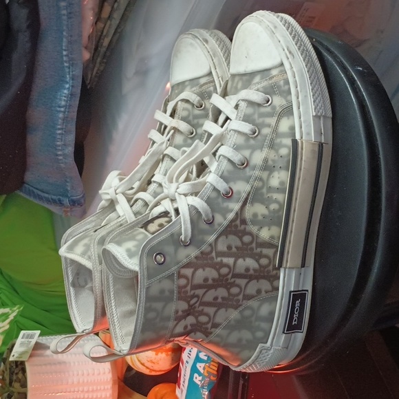 Looking to get rid of. Done wearing these. Cleaning out my closet. - Picture 3 of 6